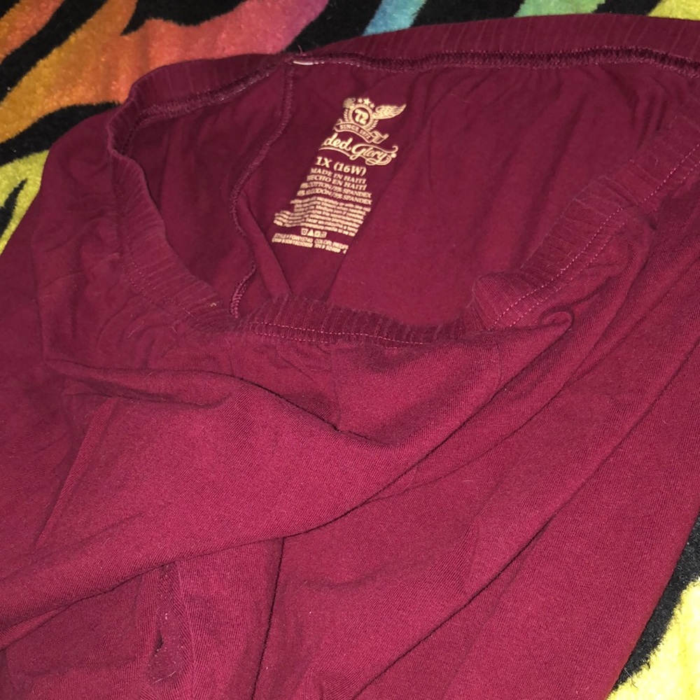Maroon leggings